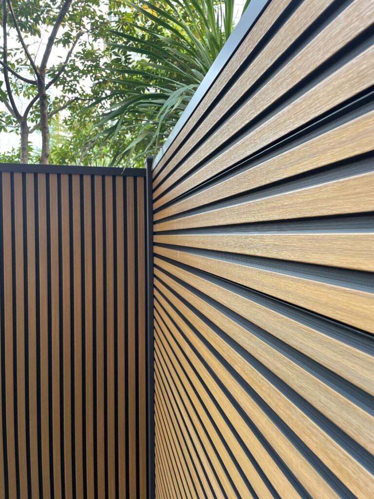 vertical & horizontal slatted fence panels